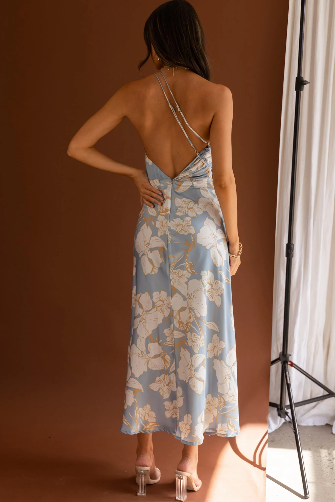 Casa Del Mar One-Shoulder Ruched Midi Dress Floral Blue - Sonourner