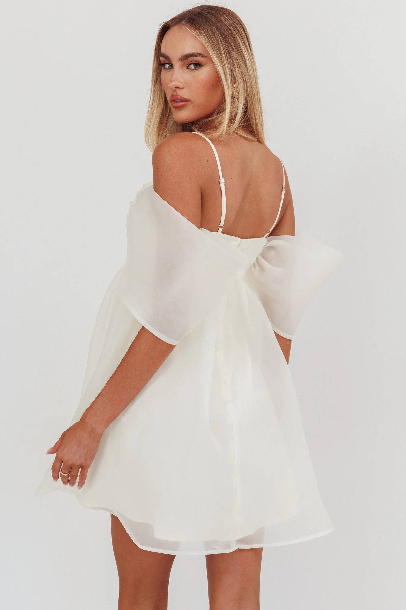 Little Liar Organza Mini Dress Light Beige - Sonourner