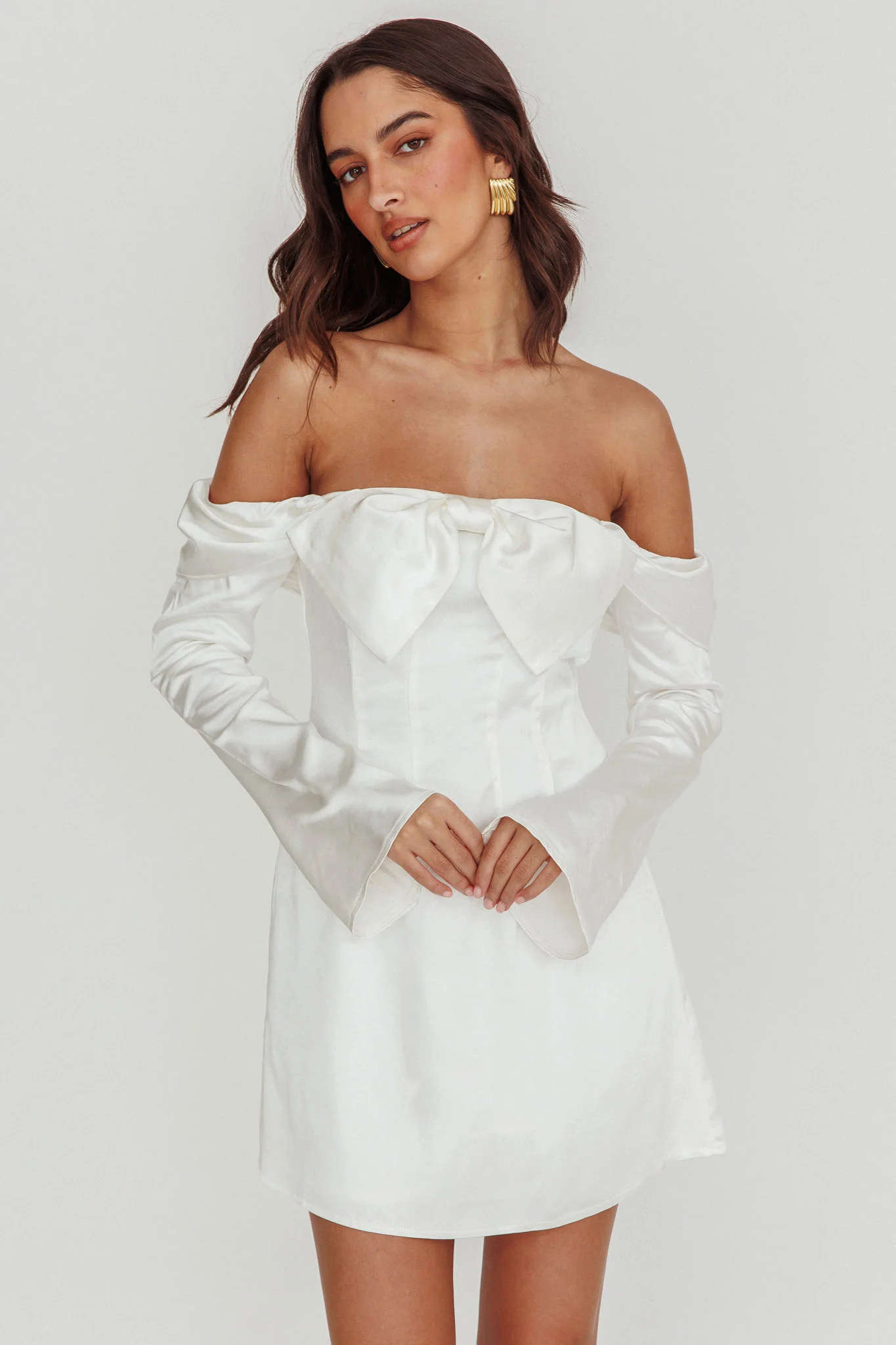 Lilith Off Shoulder Bow Mini Dress White - Sonourner