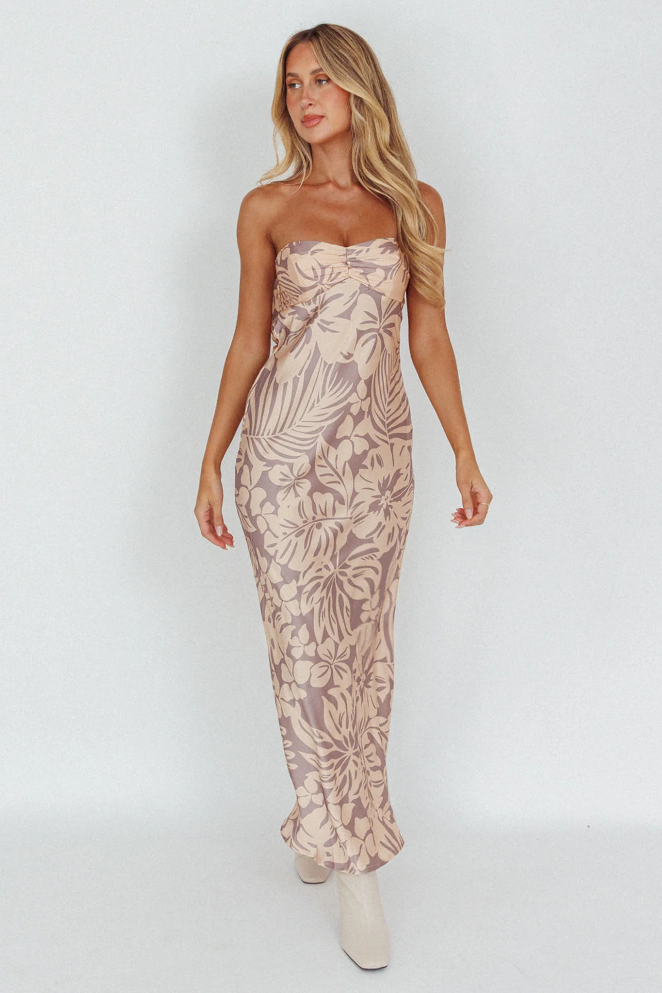 Kona Cowl Back Midi Dress Floral Beige - Sonourner