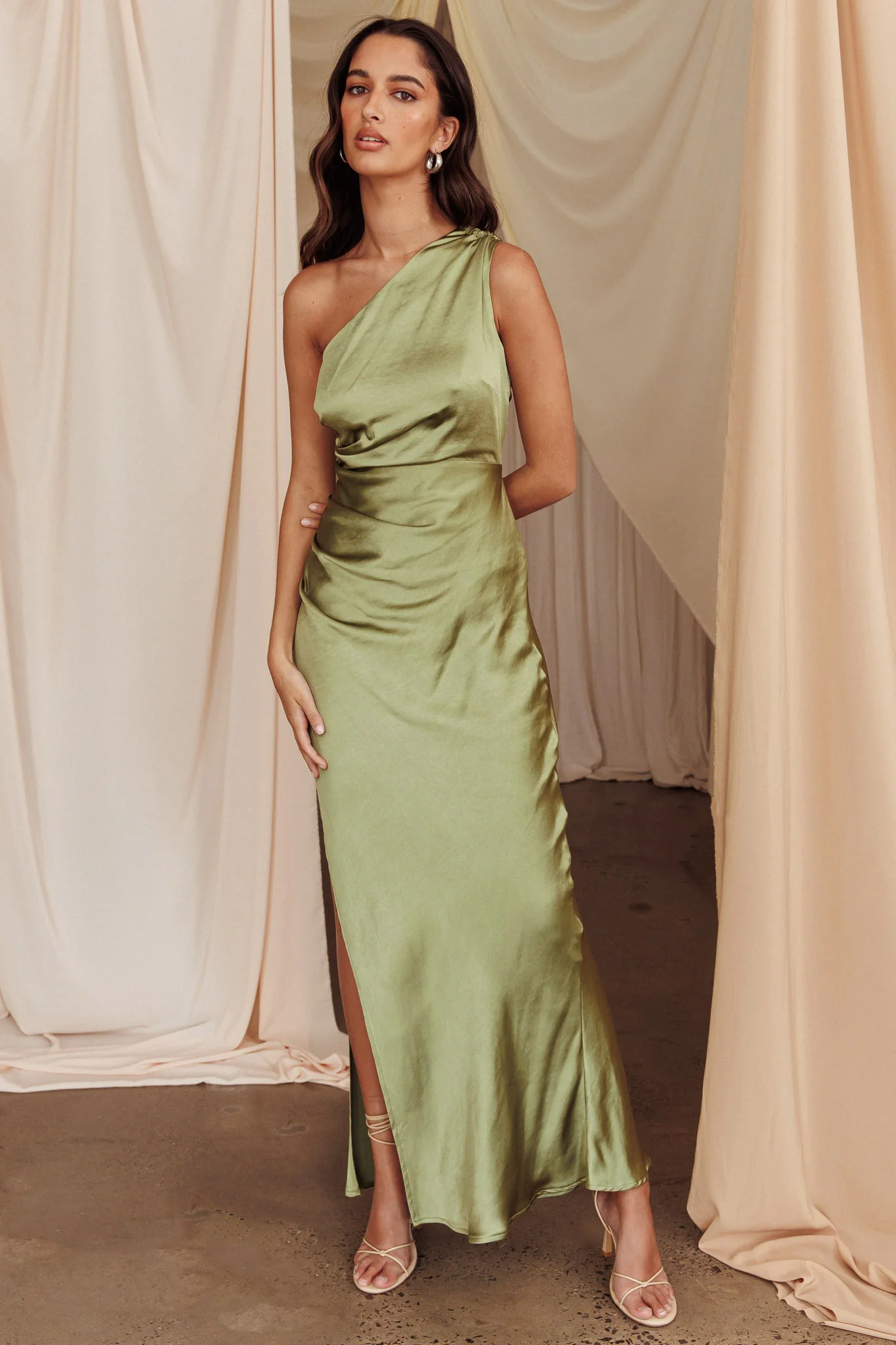Kamillia One-Shoulder Split Maxi Dress Olive - Sonourner