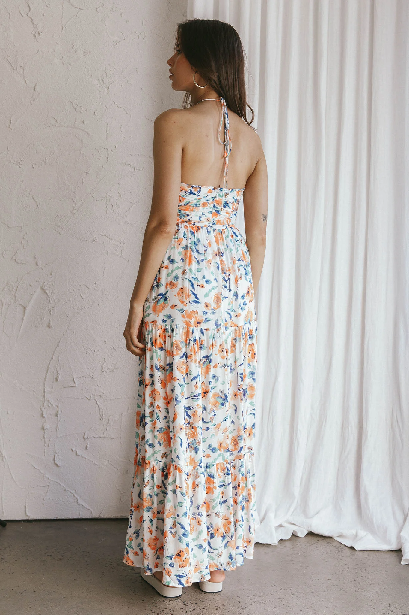 Asiah Halterneck Maxi Dress Floral Orange - Sonourner