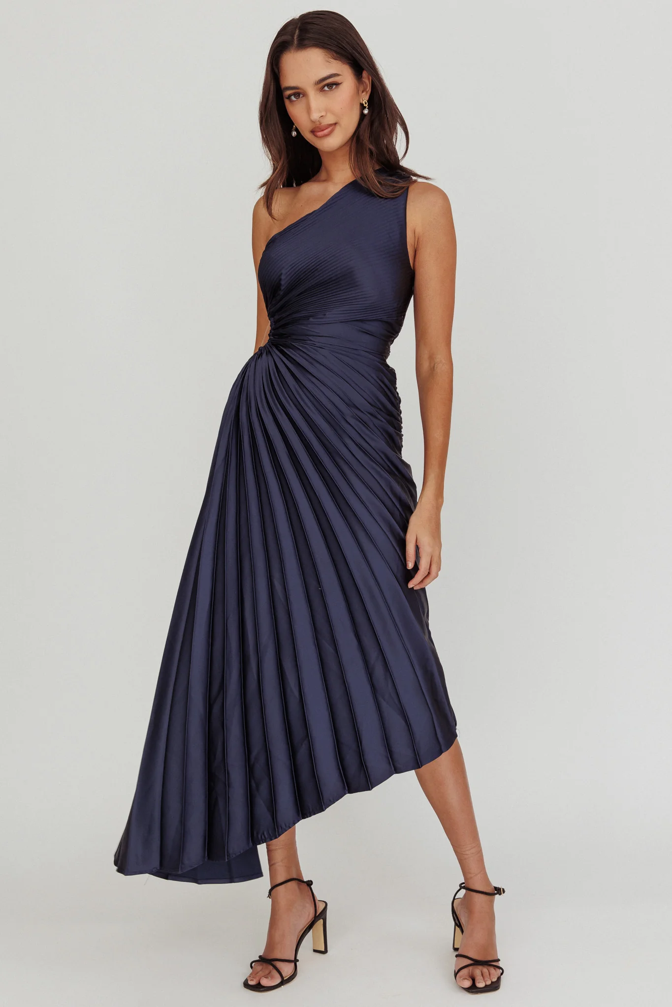 Brooklynn One-Shoulder Accordion Pleat Midi Dress Navy - Sonourner
