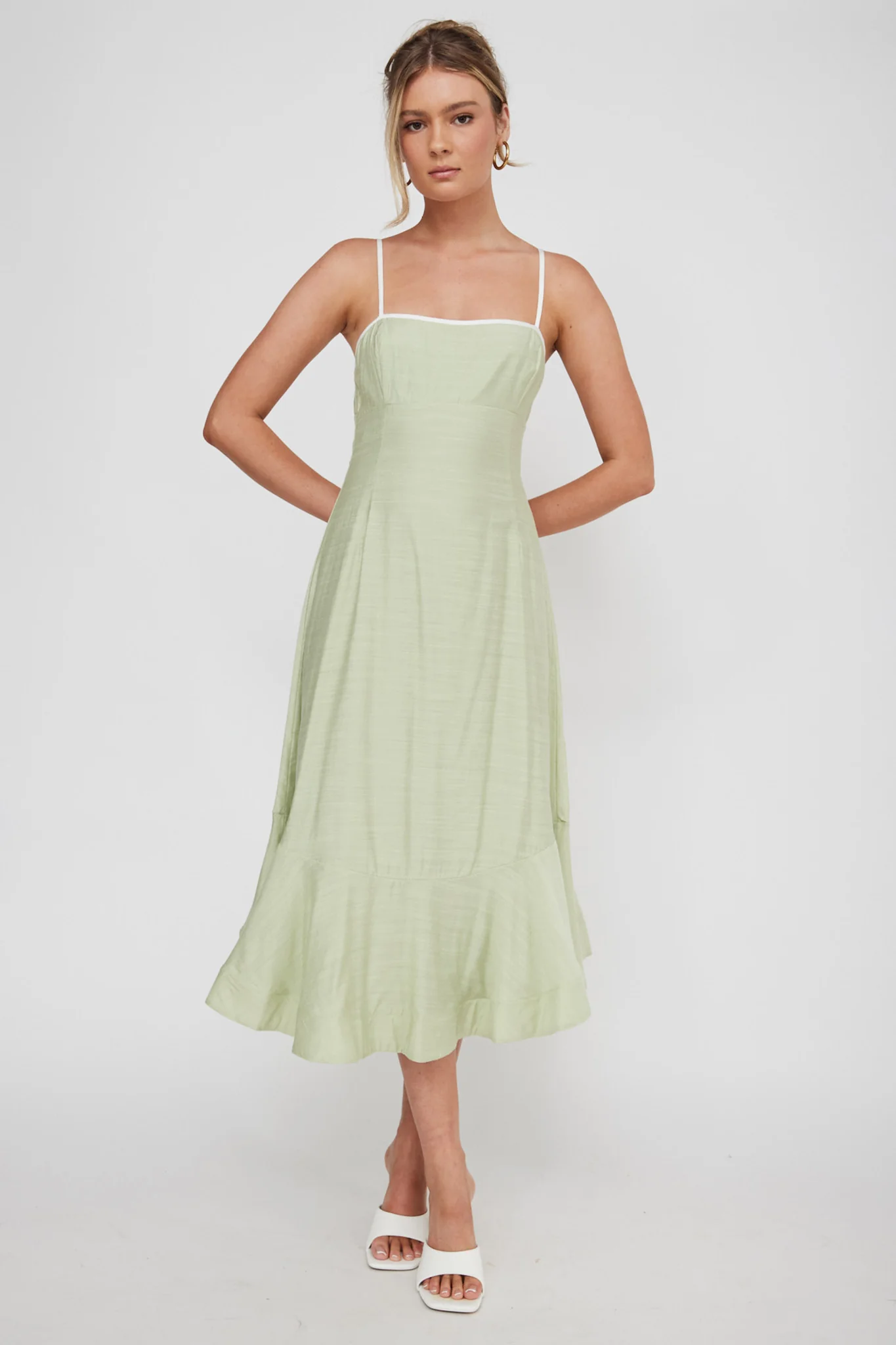 Noni Cami Strap Swing Midi Dress Pistachio - Sonourner