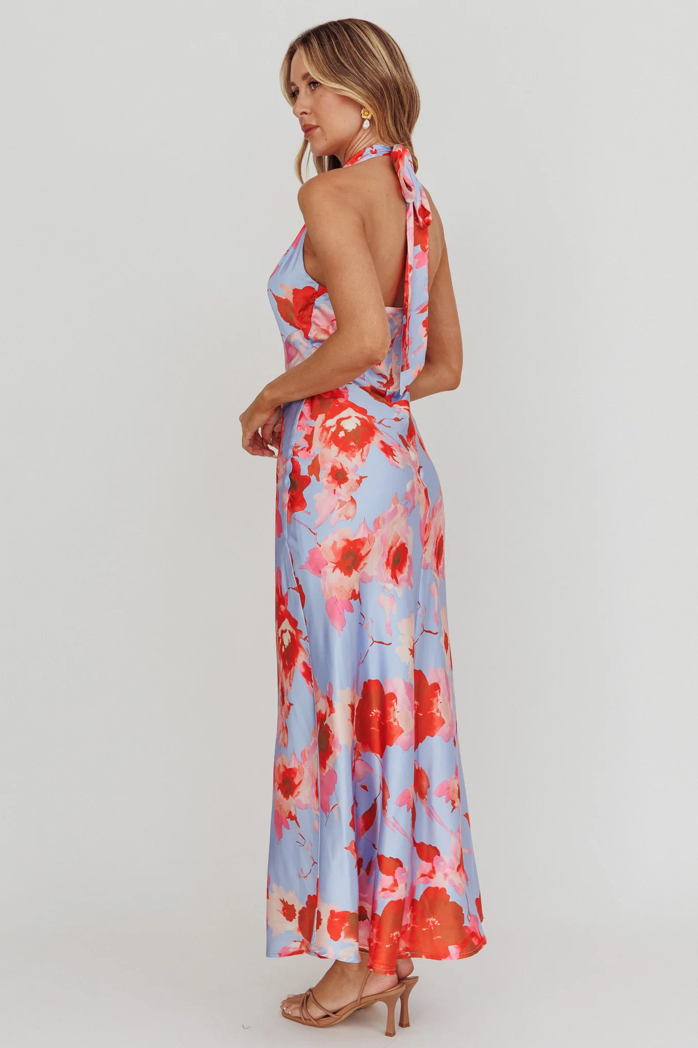 Shana Halterneck Maxi Dress Roses Blue - Sonourner