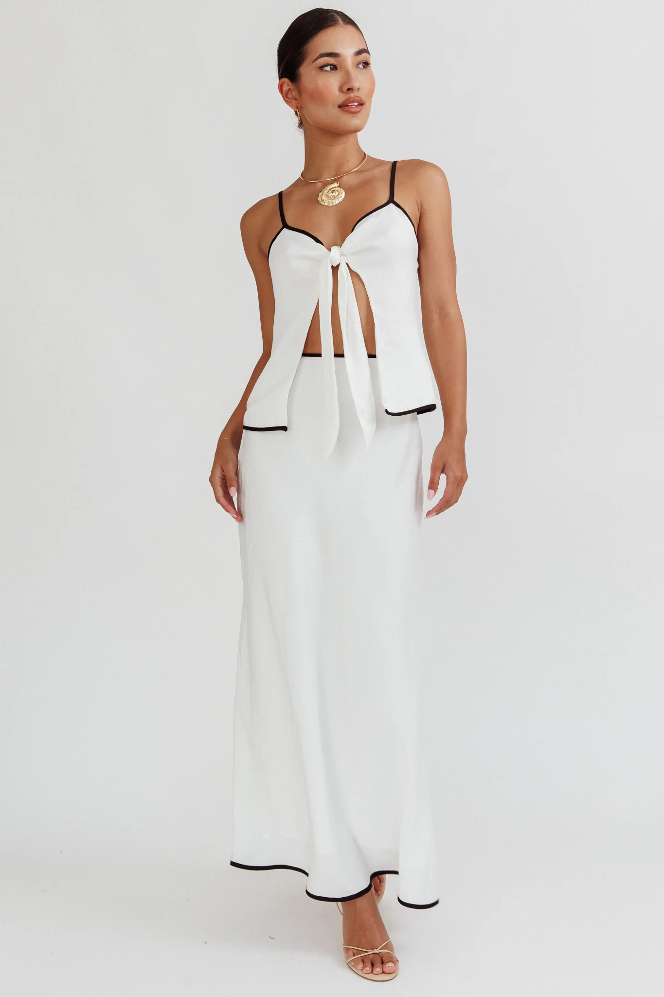 Only One Contrast Trim Maxi Skirt White - Sonourner