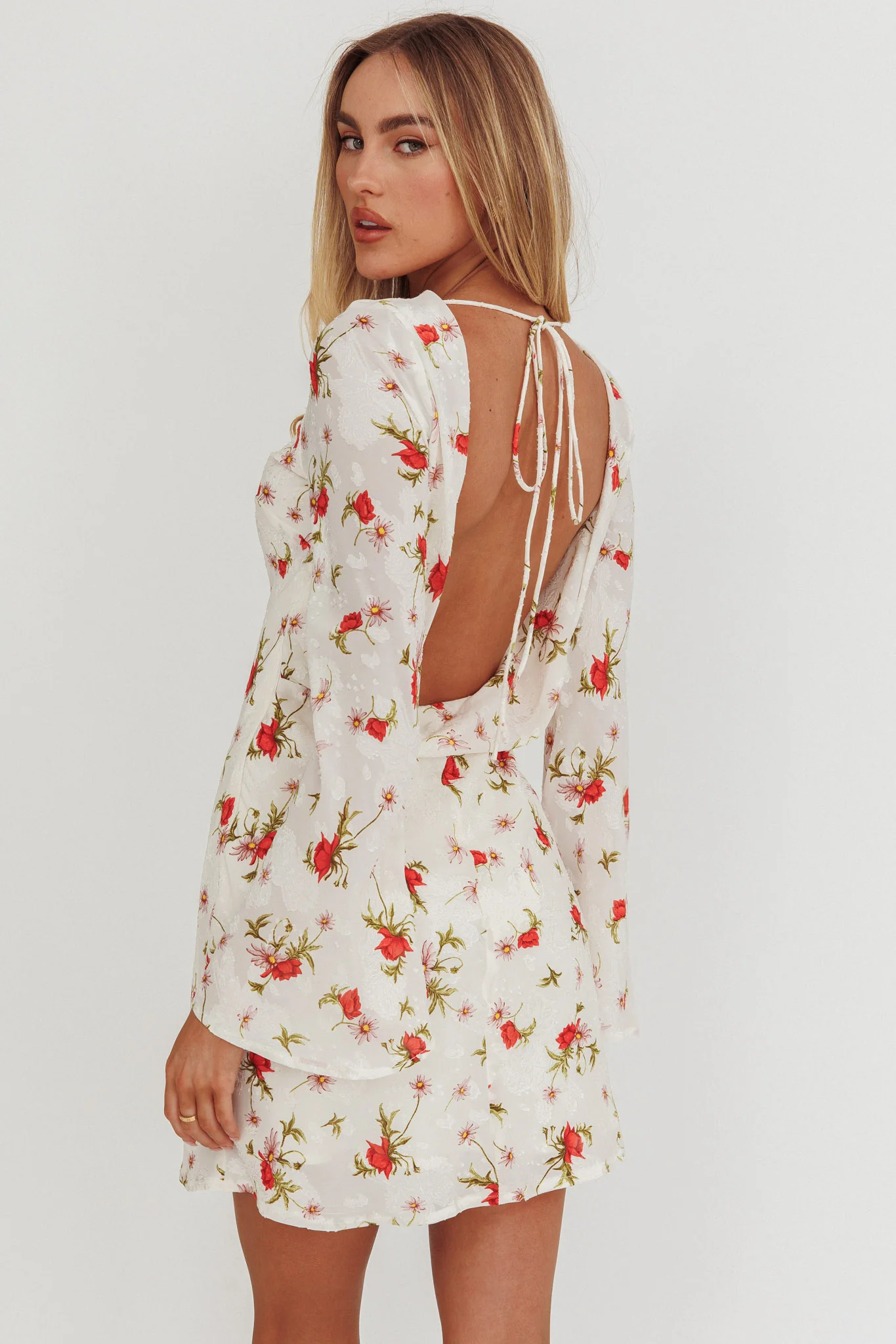 Thriller Long Sleeve Backless Mini Dress Floral White - Sonourner