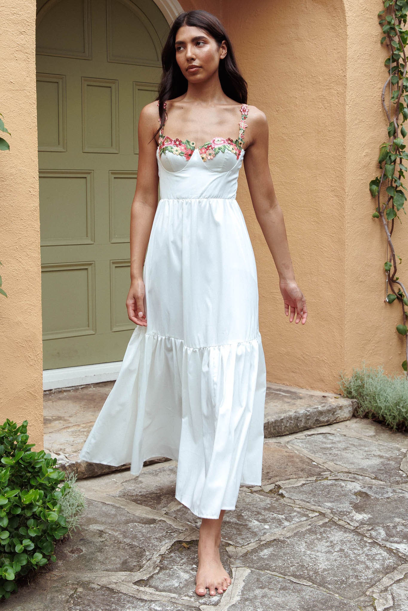 Rose Garden Floral Applique A-Line Midi Dress White - Sonourner