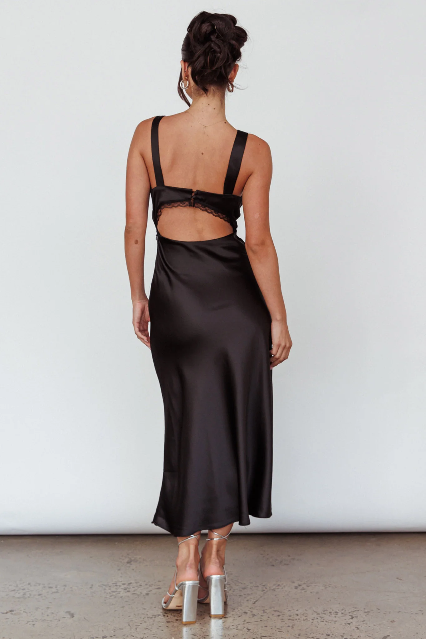 Nyah Lace Trim Midi Dress Black - Sonourner