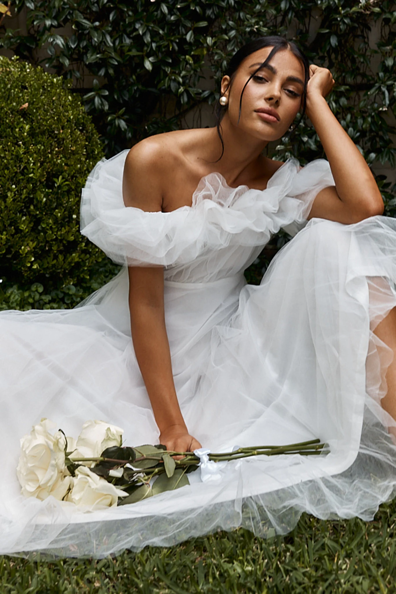 May Rose Off-Shoulder Tulle Midi Dress Off White - Sonourner