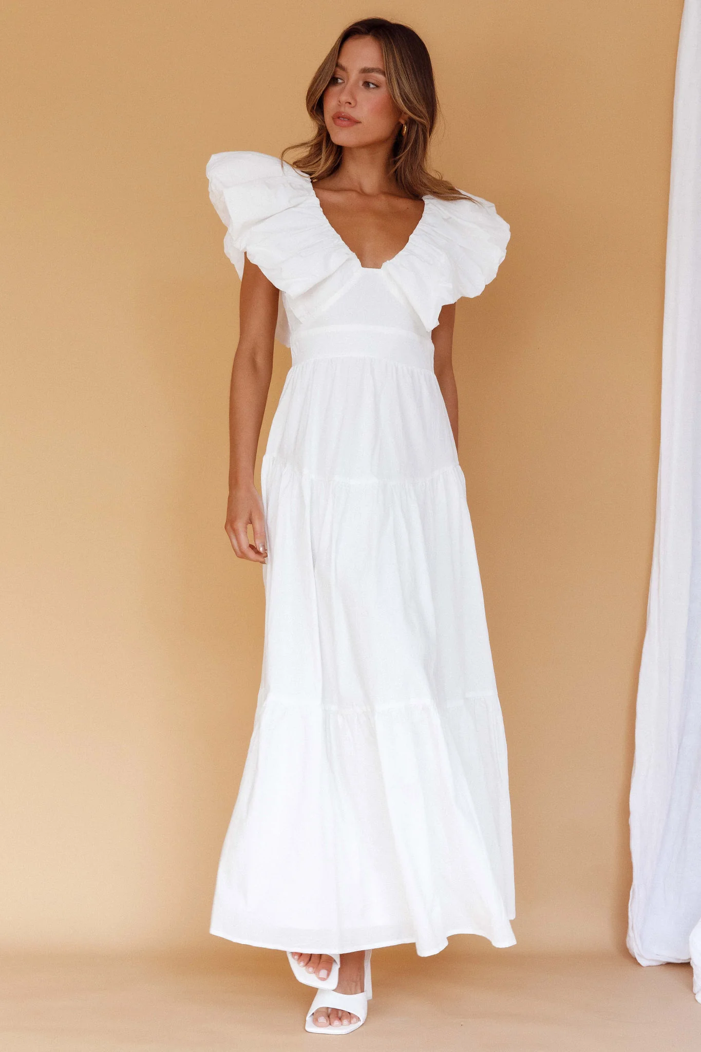 Kahlo Puffed Ruffle Neckline Maxi Dress White - Sonourner