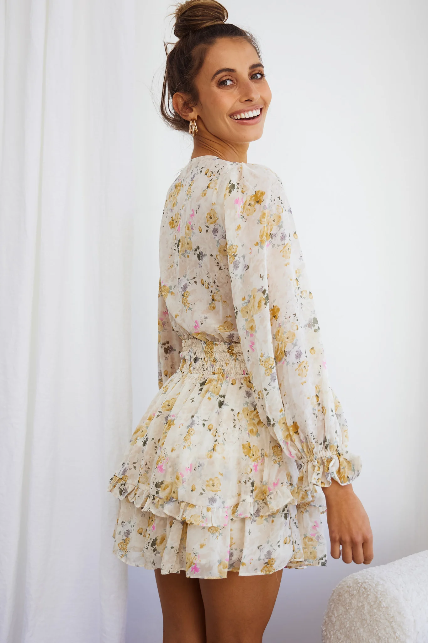 Anthea Bow-Tie Front Layered Frill Dress Vintage Floral Print Beige - Sonourner