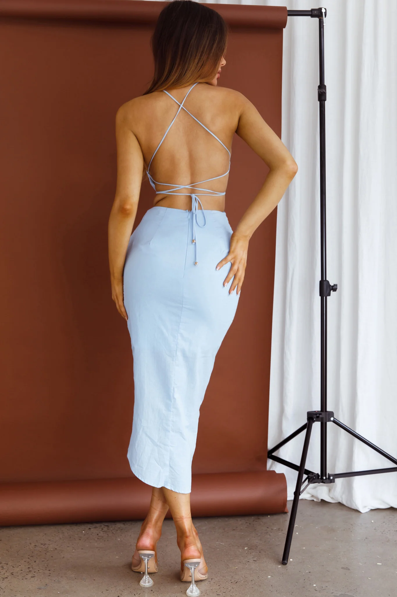 Heaven On Earth Lace-Up Back Midi Dress Blue - Sonourner
