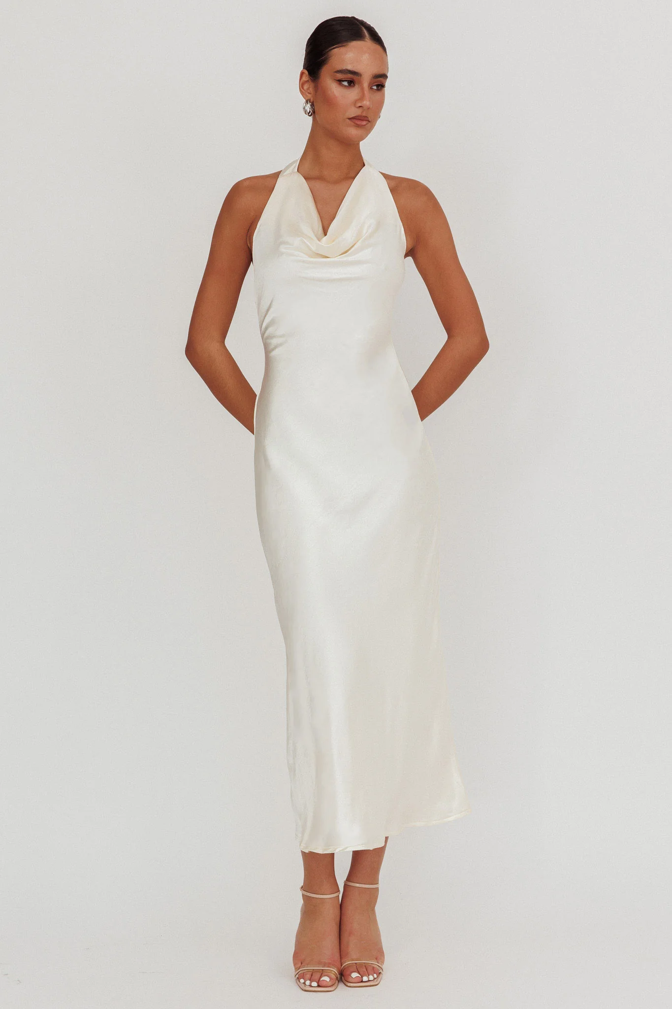 Element Halterneck Maxi Dress Champagne - Sonourner