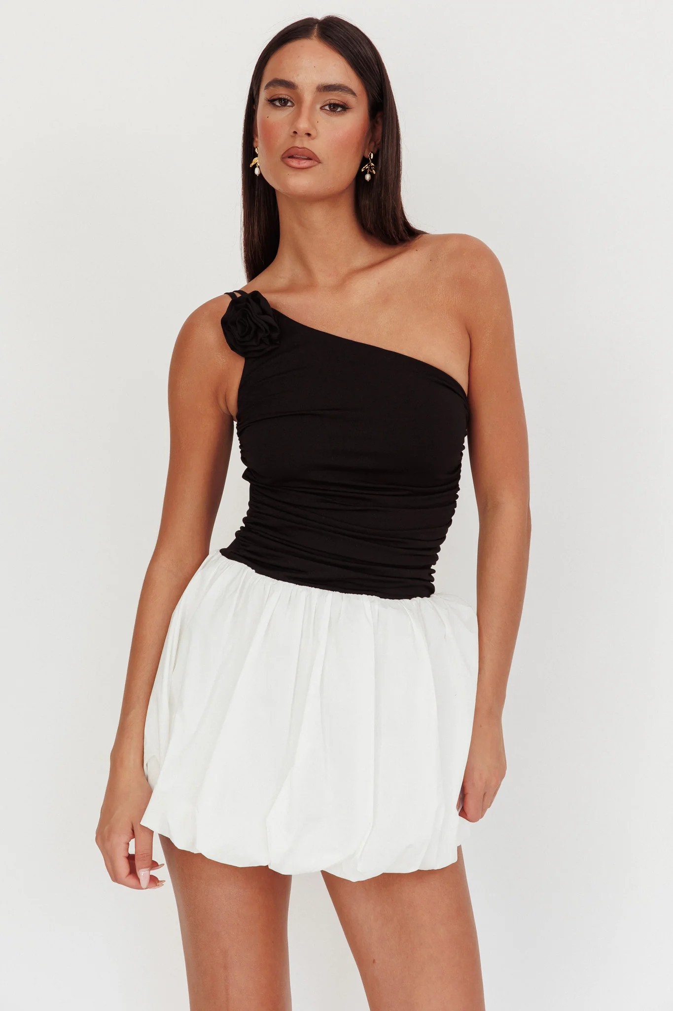 Corinthia One-Shoulder Bubble Mini Dress Black/White - Sonourner