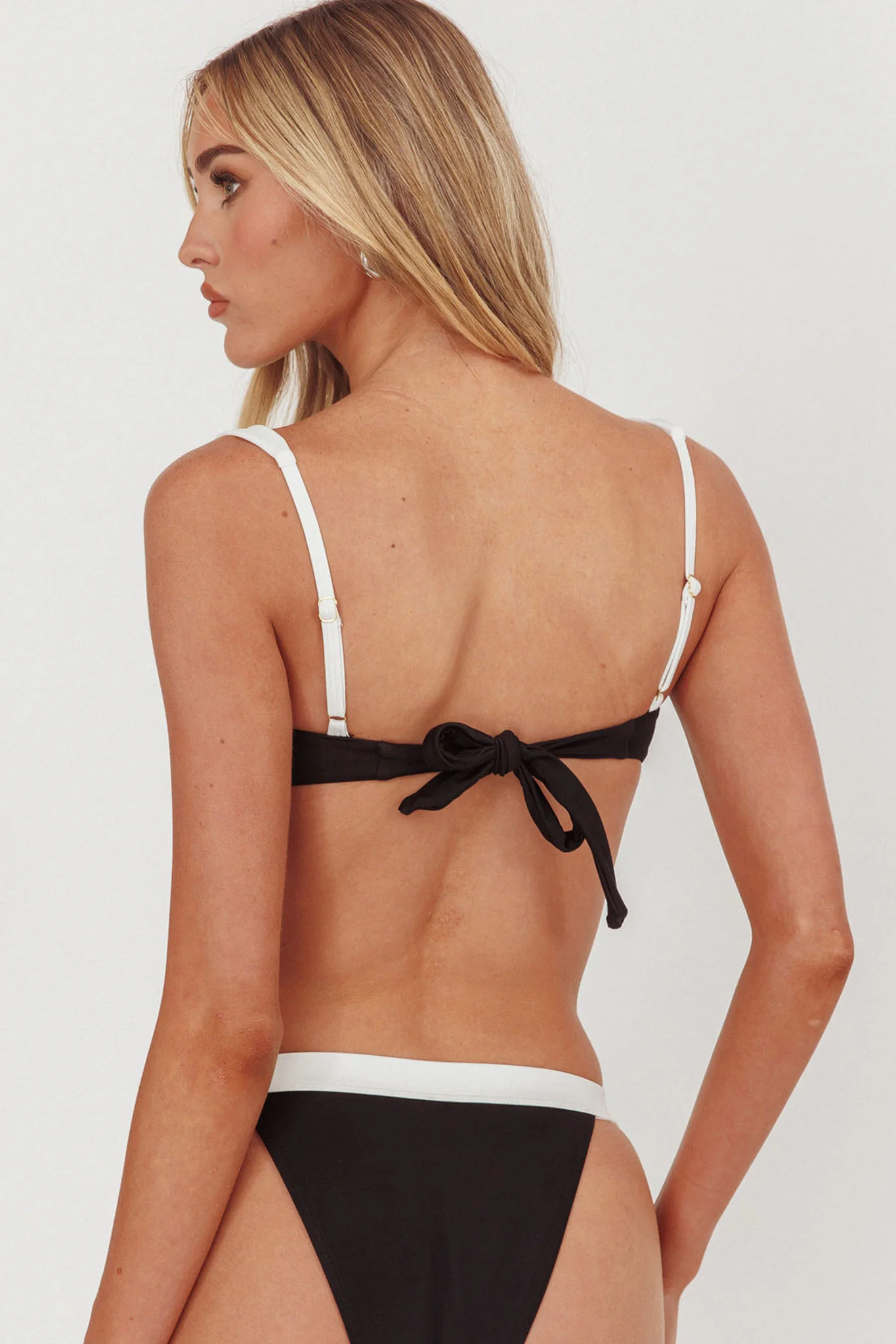 Saskia Underwire Tied Back Bikini Top Black/Off White - Sonourner