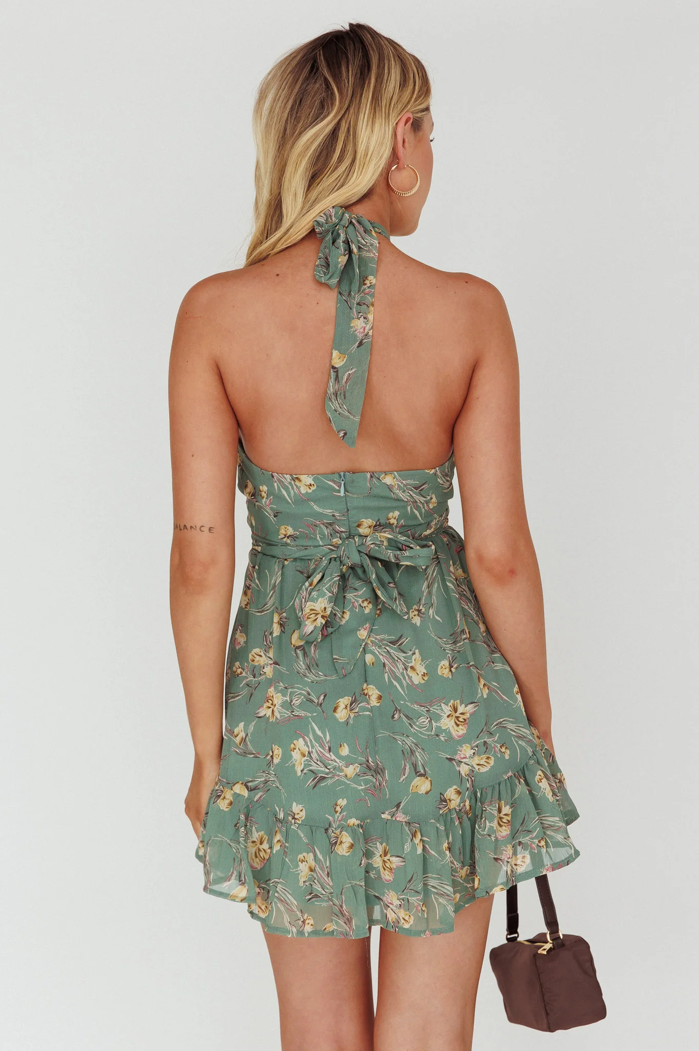 Chase Me Halterneck Mini Dress Floral Sage - Sonourner
