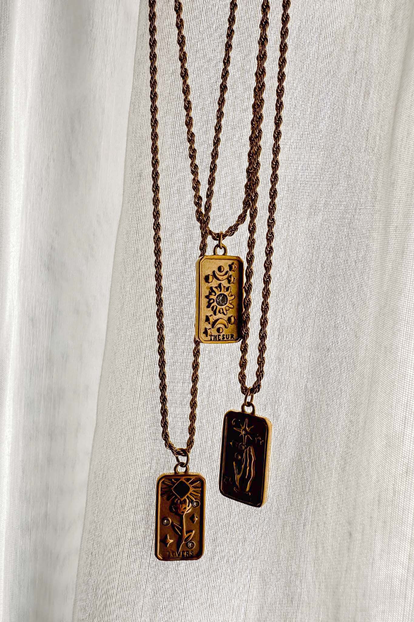 Sol Rope Chain Pendant Necklace Gold - Sonourner