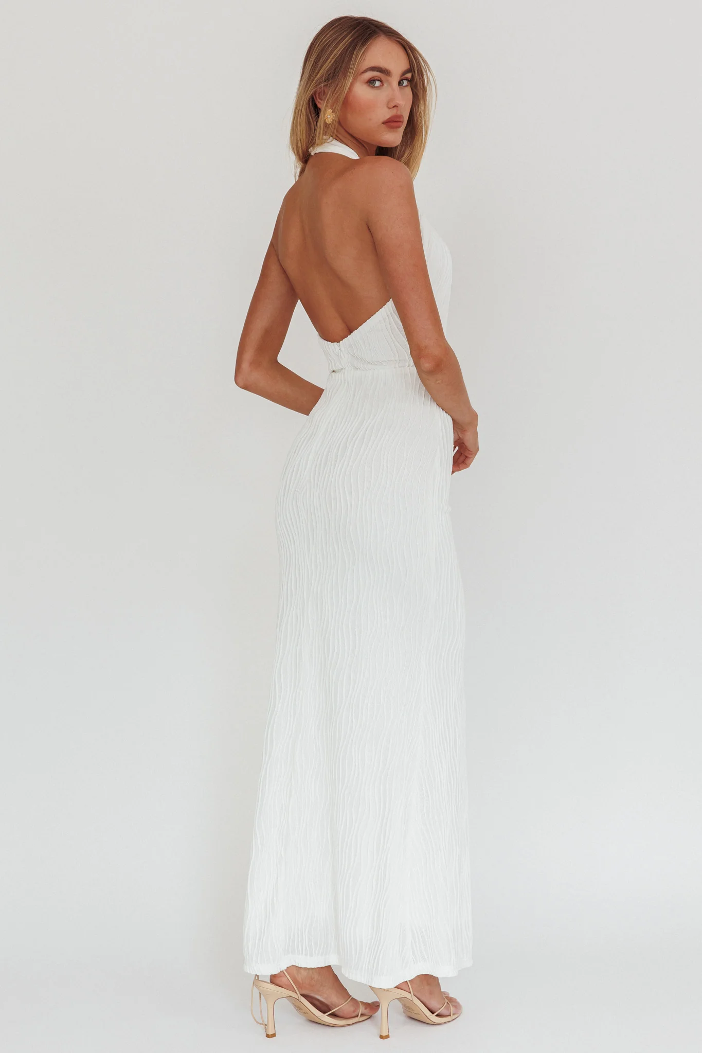 Lush Aura Crossover Halter Neck Maxi Dress White - Sonourner