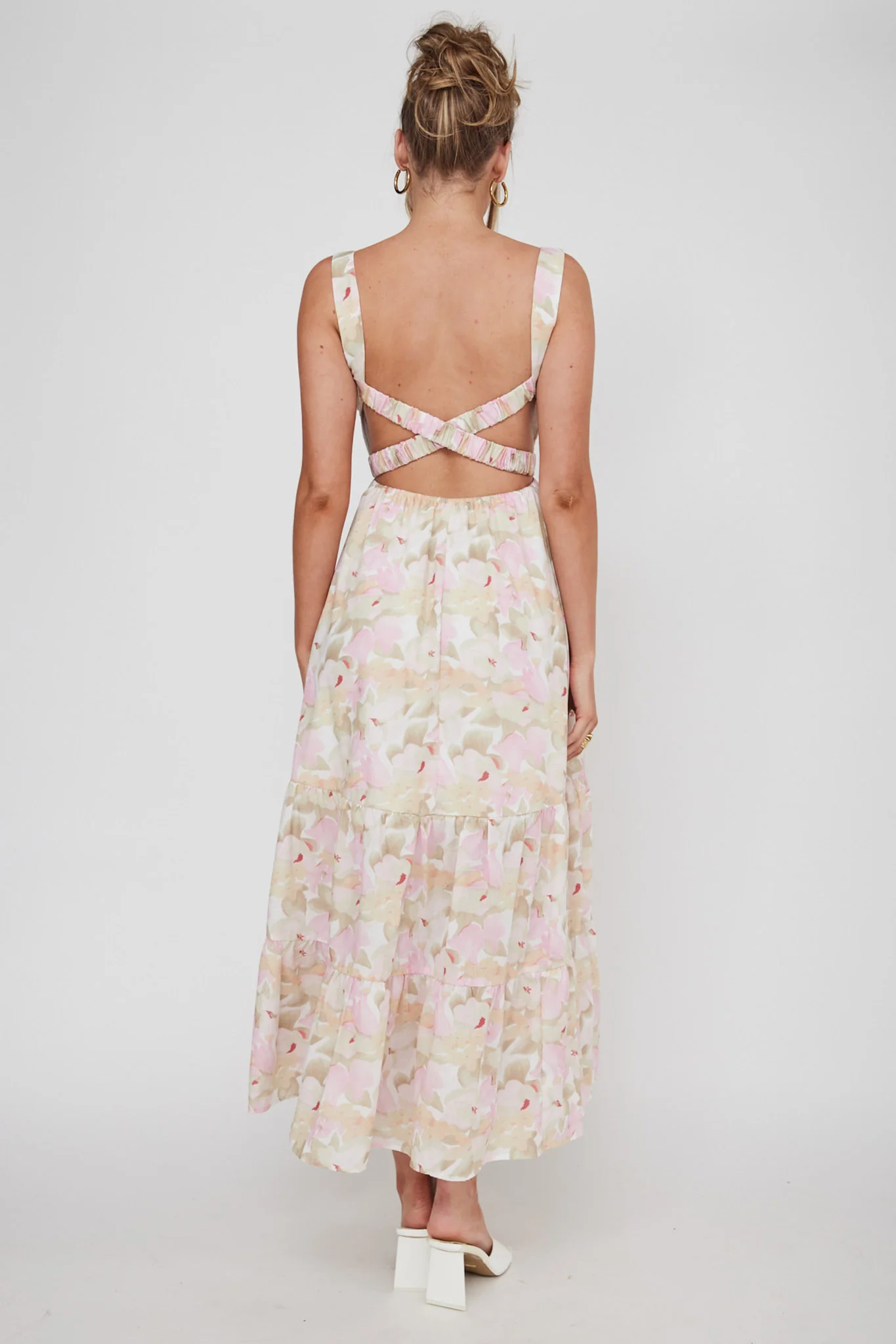 Lisseth Foldover Neckline Midi Dress Floral Pink - Sonourner