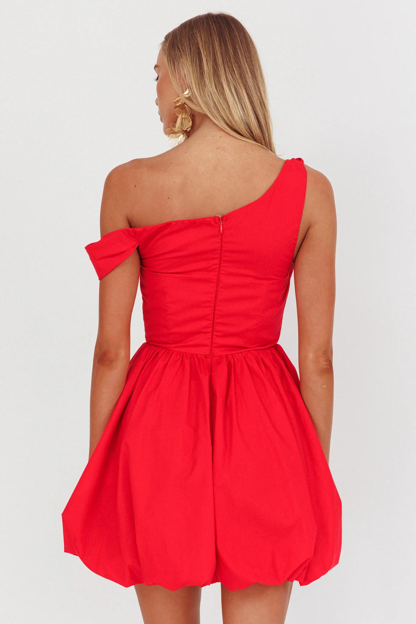 Celinda Asymmetric Neckline Balloon Mini Dress Red - Sonourner