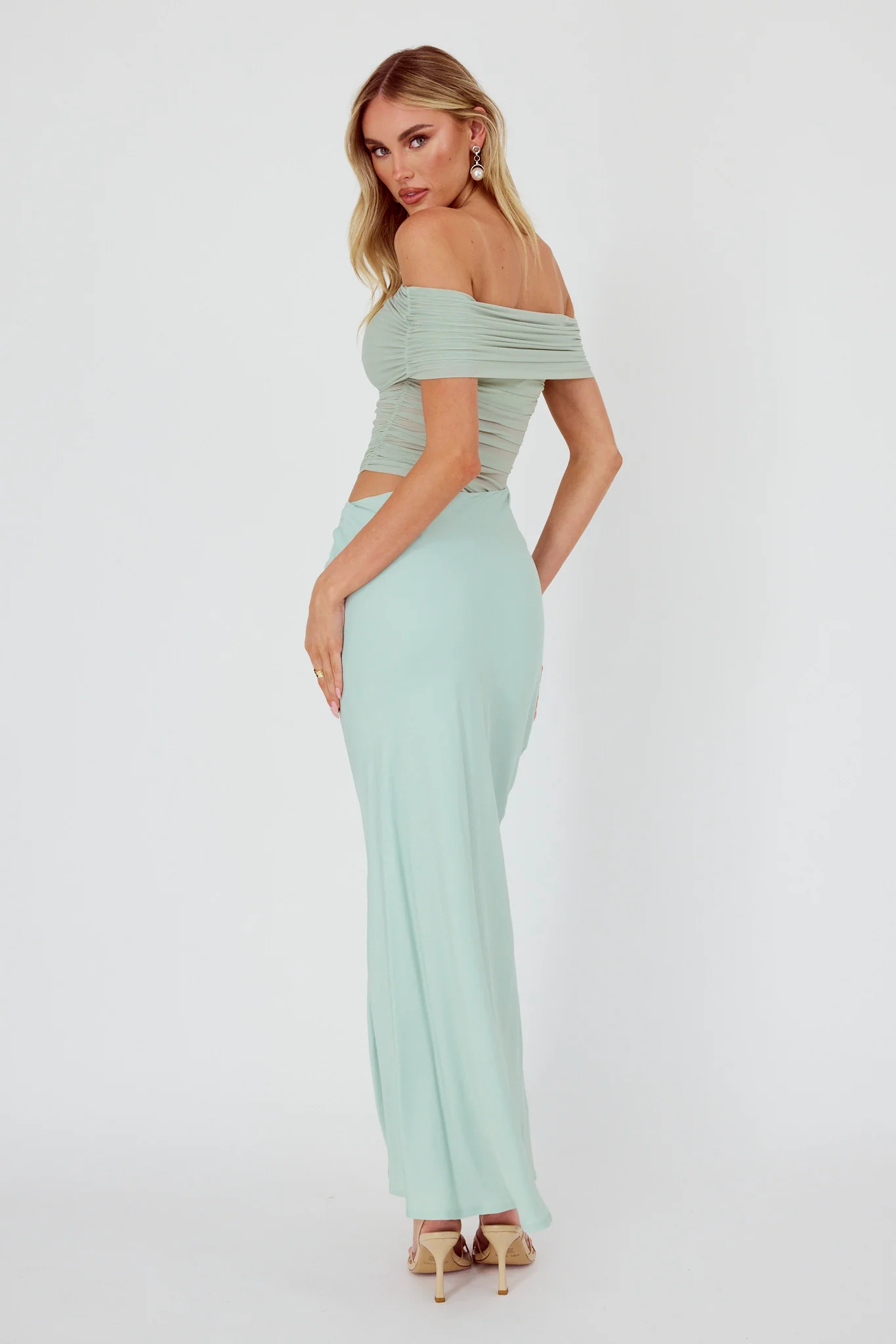 Lorely Off-Shoulder Midi Dress Sage - Sonourner