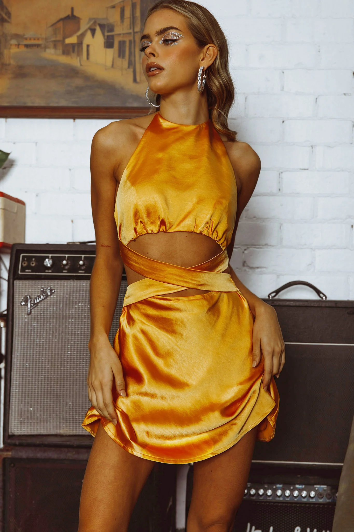 Social Butterfly Cut-Out Waist Mini Dress Mango - Sonourner