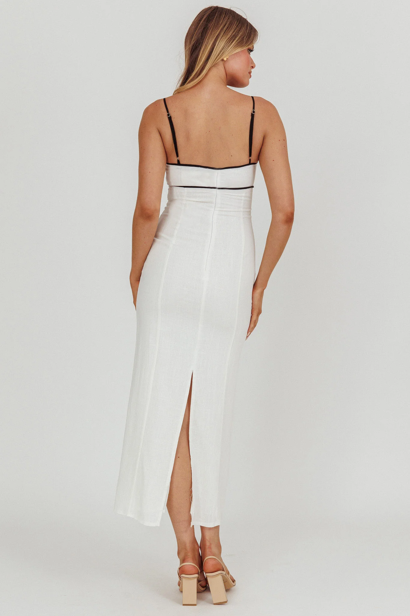 Chamberlain Contrast Maxi Dress White - Sonourner