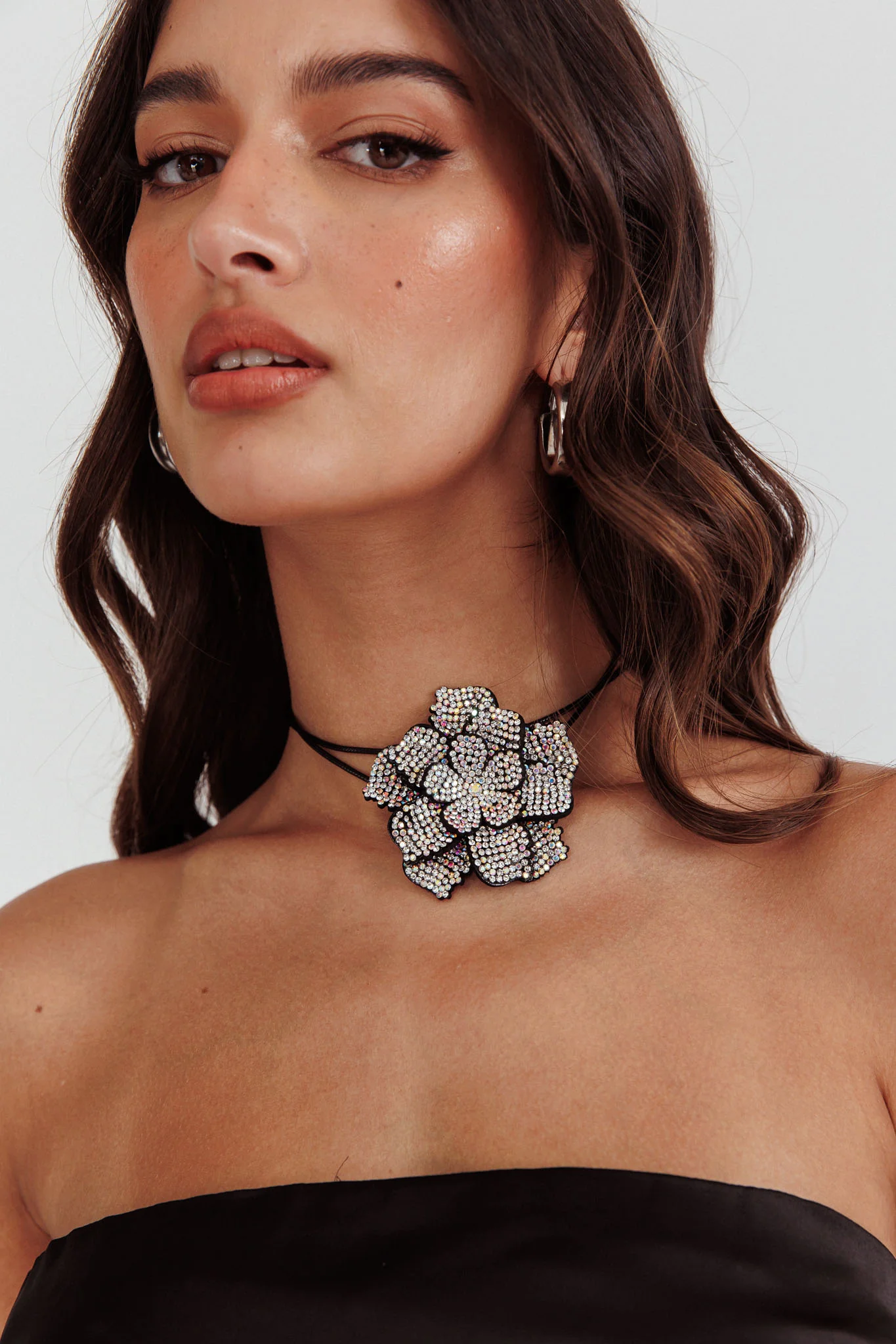 Magnolia Diamante Flower Choker Necklace Black - Sonourner