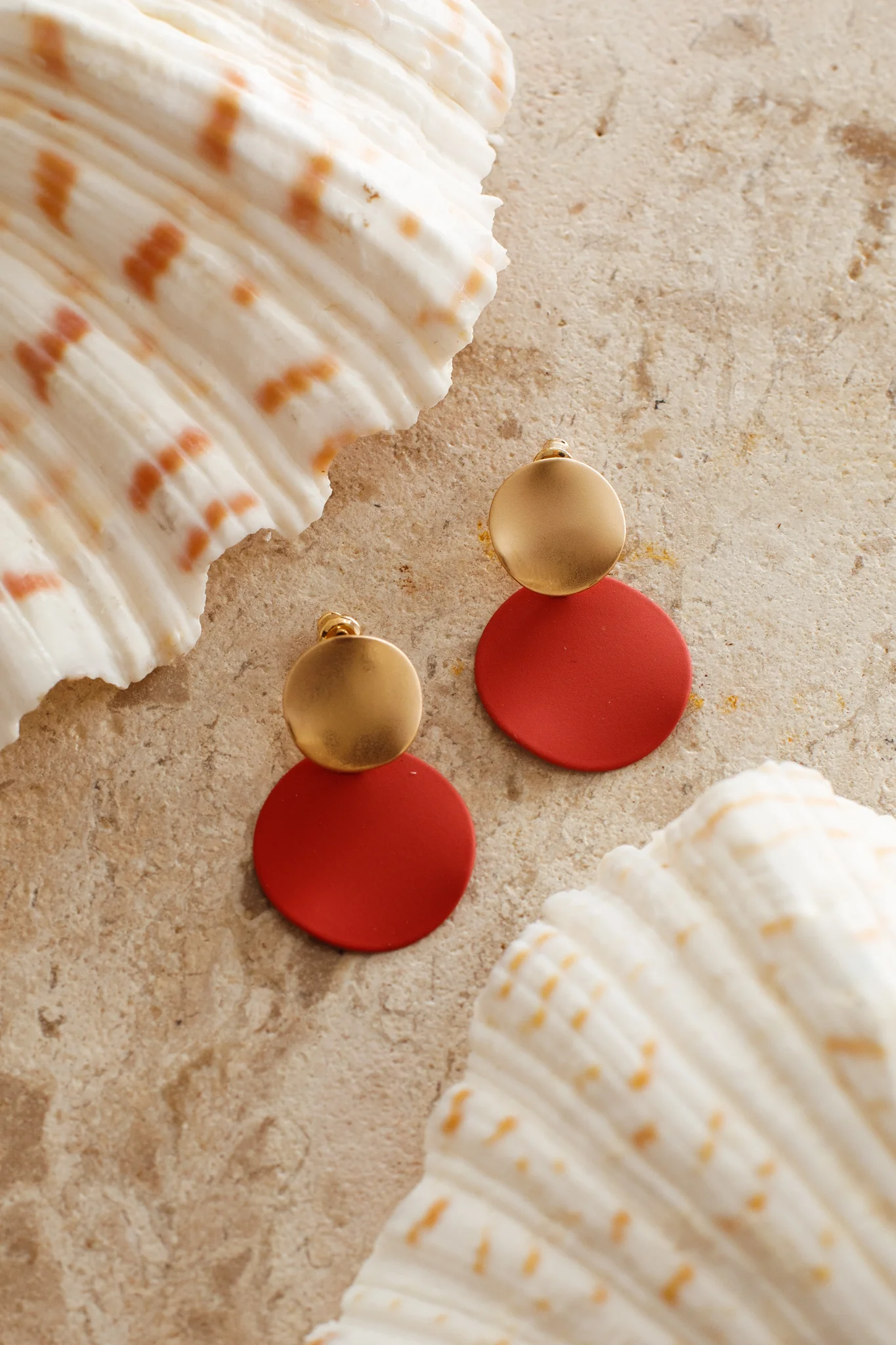 Meriah Circle Earrings Red - Sonourner