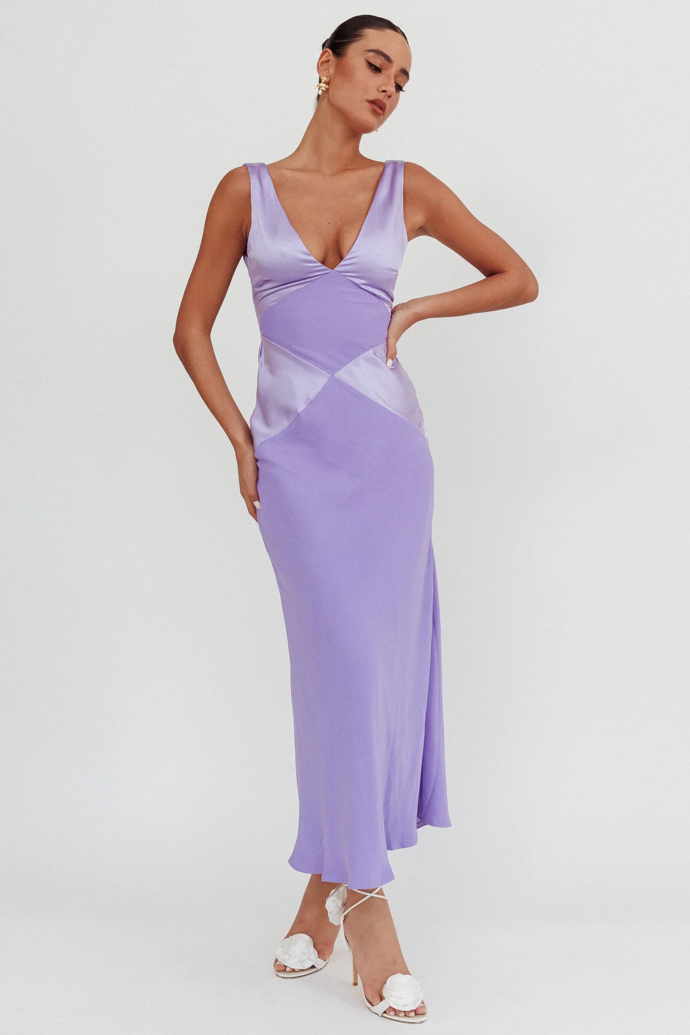Soul Fire V-Neck Maxi Dress Lilac - Sonourner