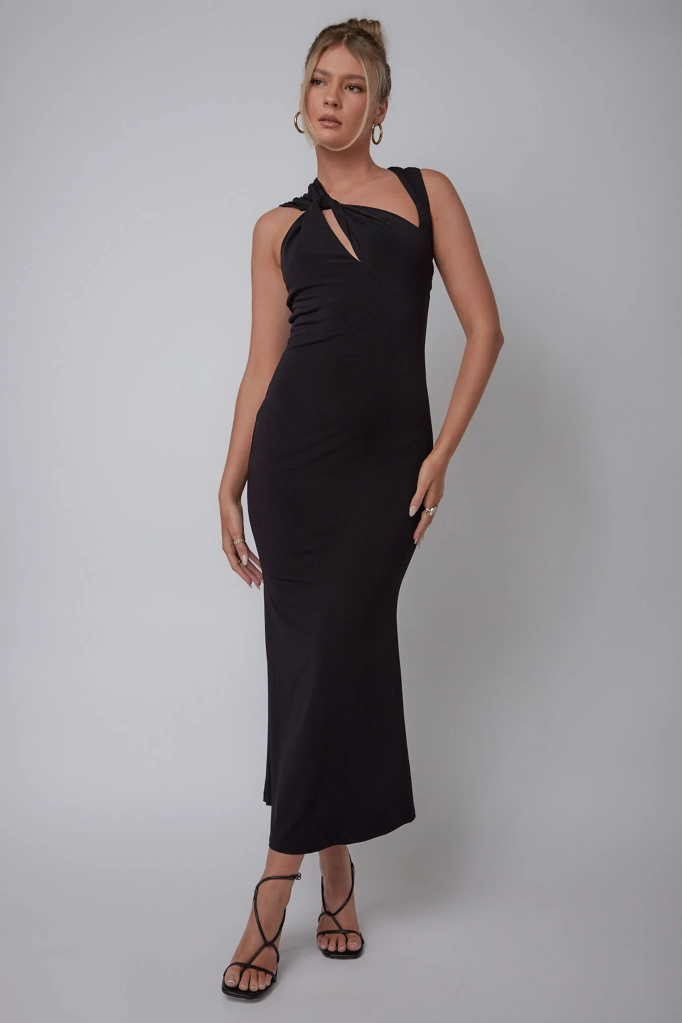 Karyl Shoulder Sash Midi Dress Black - Sonourner