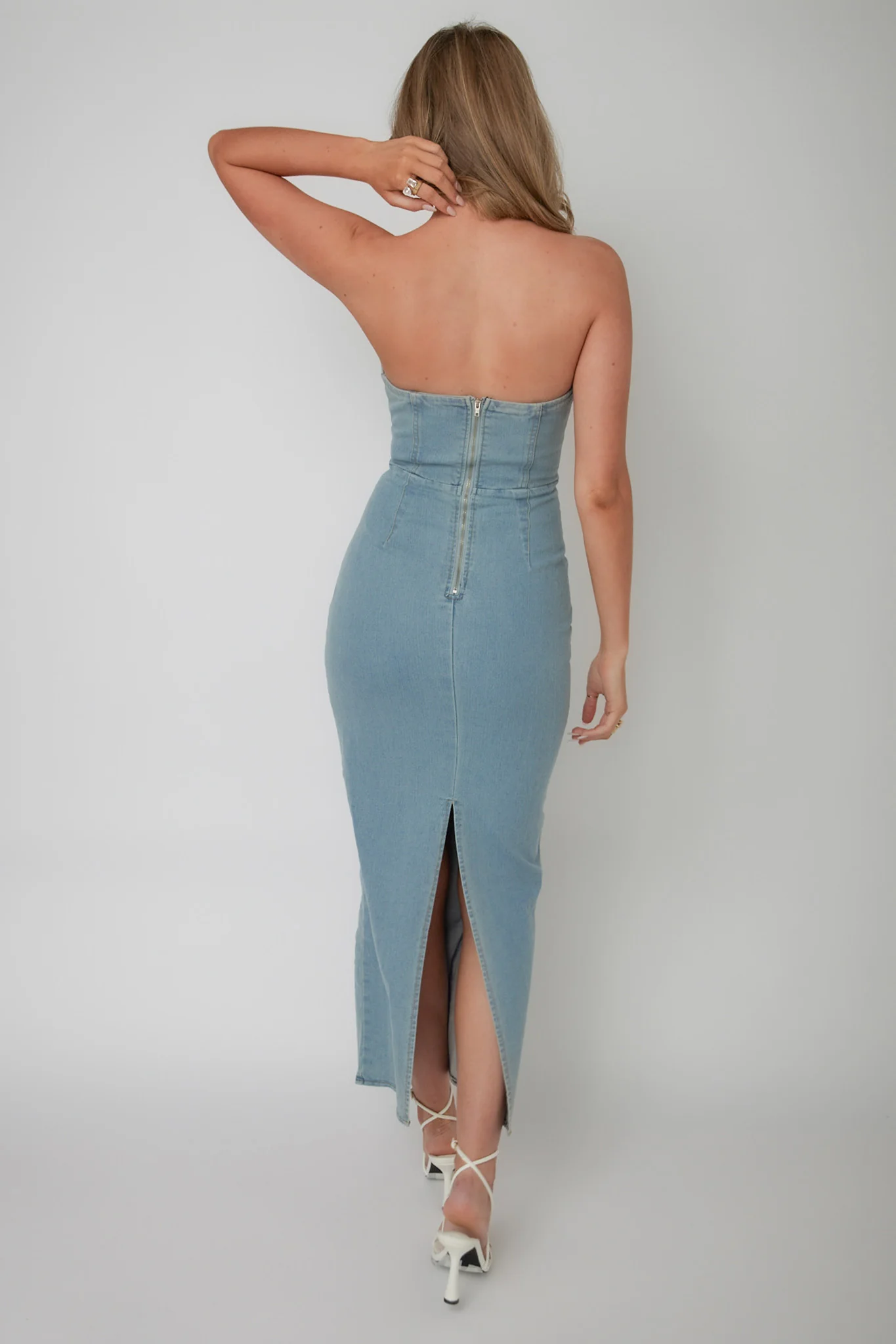 Kialyn Strapless Midi Dress Denim Blue - Sonourner