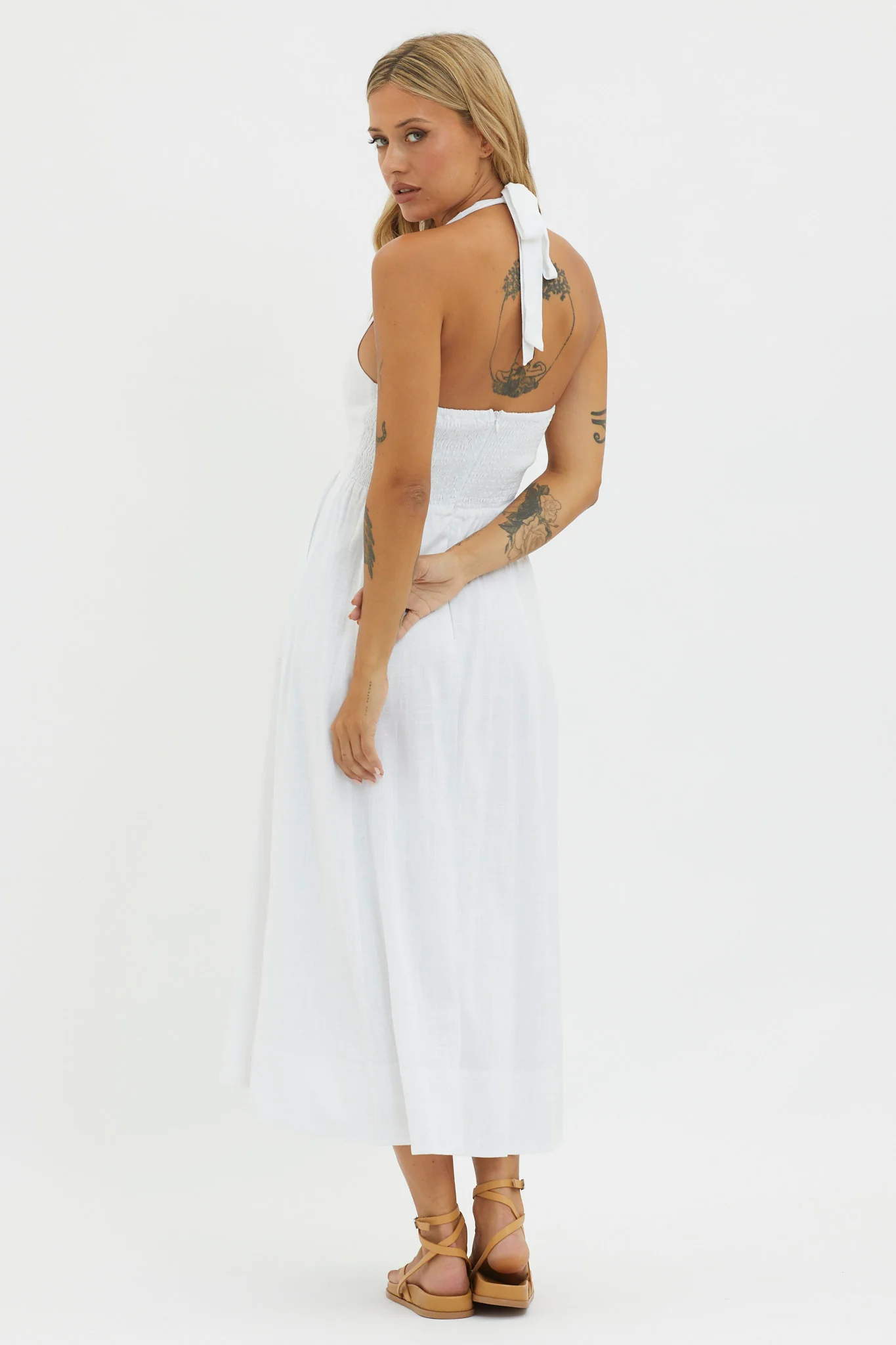 Marybeth Halterneck Midi Dress White - Sonourner