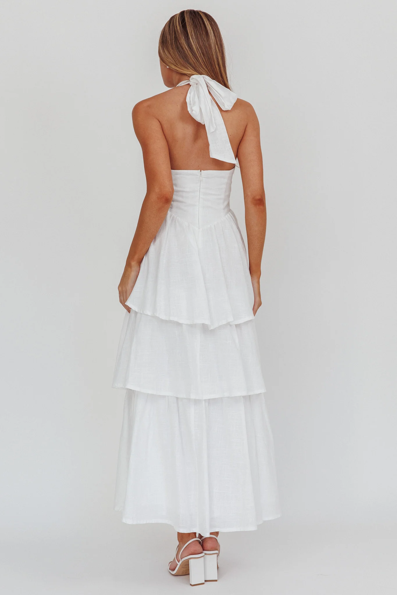 Shaya Tiered Ruffle Maxi Dress White - Sonourner