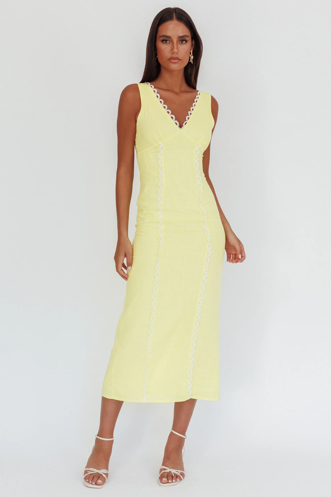 Chamberlain Scallop Trim V-Neck Maxi Dress Butter - Sonourner