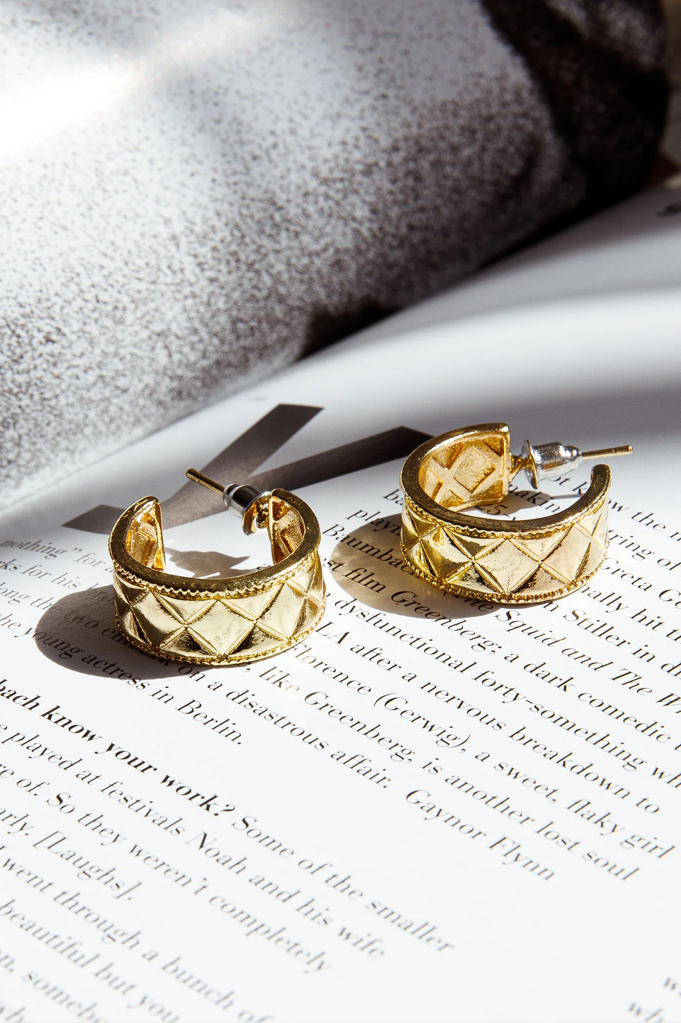 Gracie Etched Small Hoop Earrings Gold - Sonourner