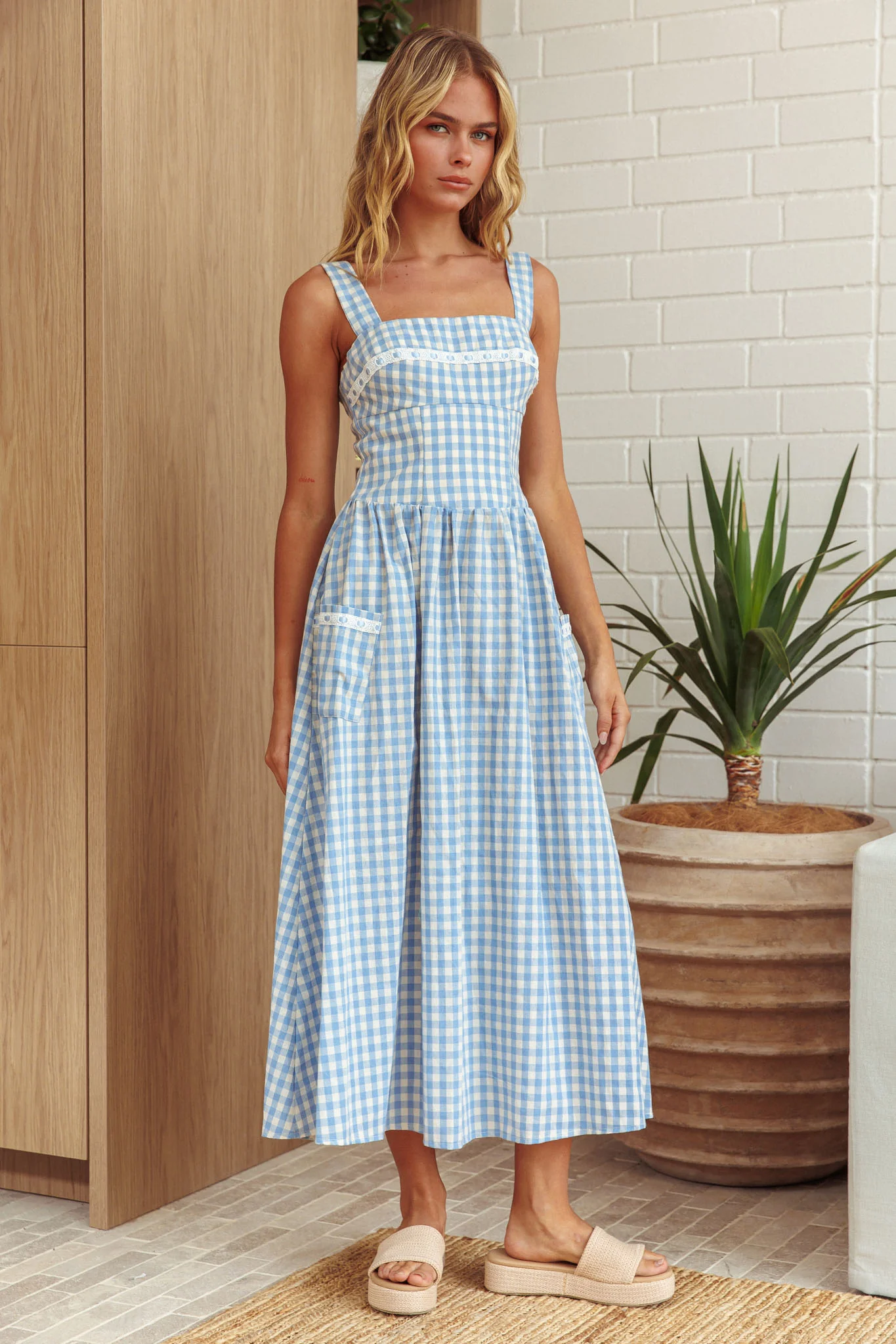 Elderflower Front Pocket Maxi Dress Gingham Baby Blue - Sonourner
