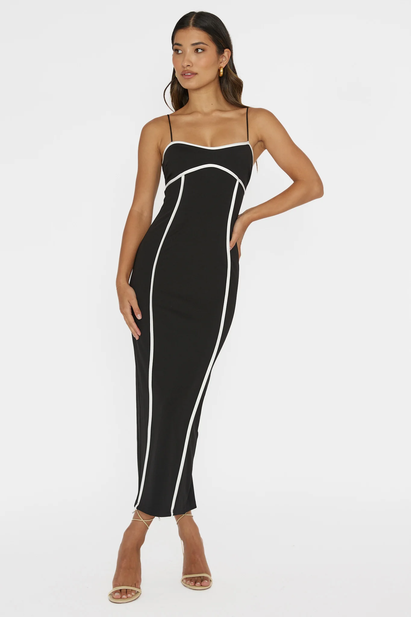 Justyna Contrast Piping Trim Midi Dress Black - Sonourner