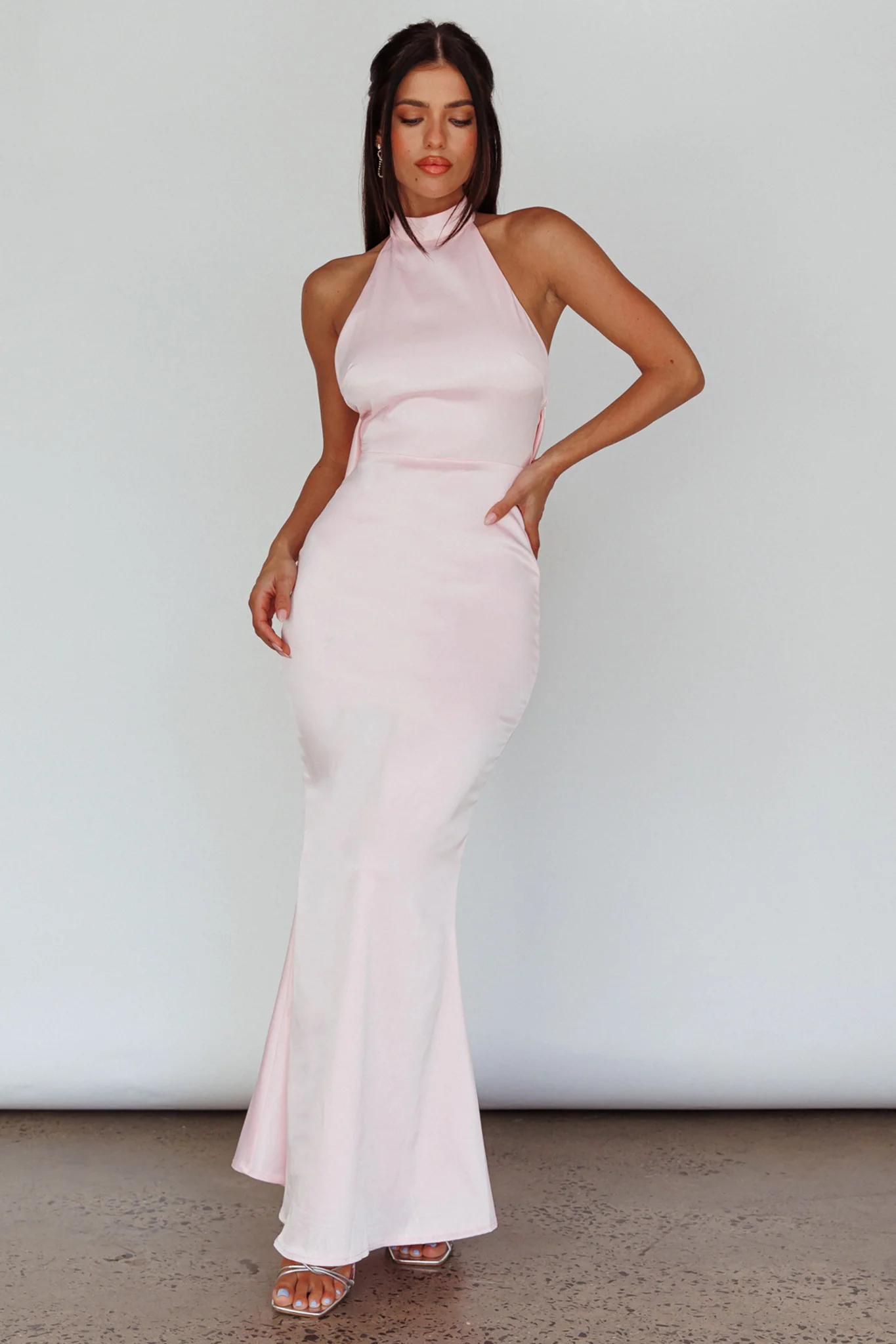 Fifth Avenue Bow Back Maxi Dress Baby Pink - Sonourner