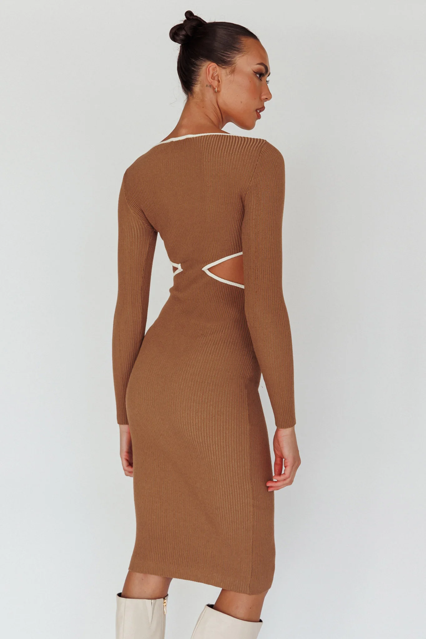 Jovie Keyhole Knit Midi Dress Mocha - Sonourner