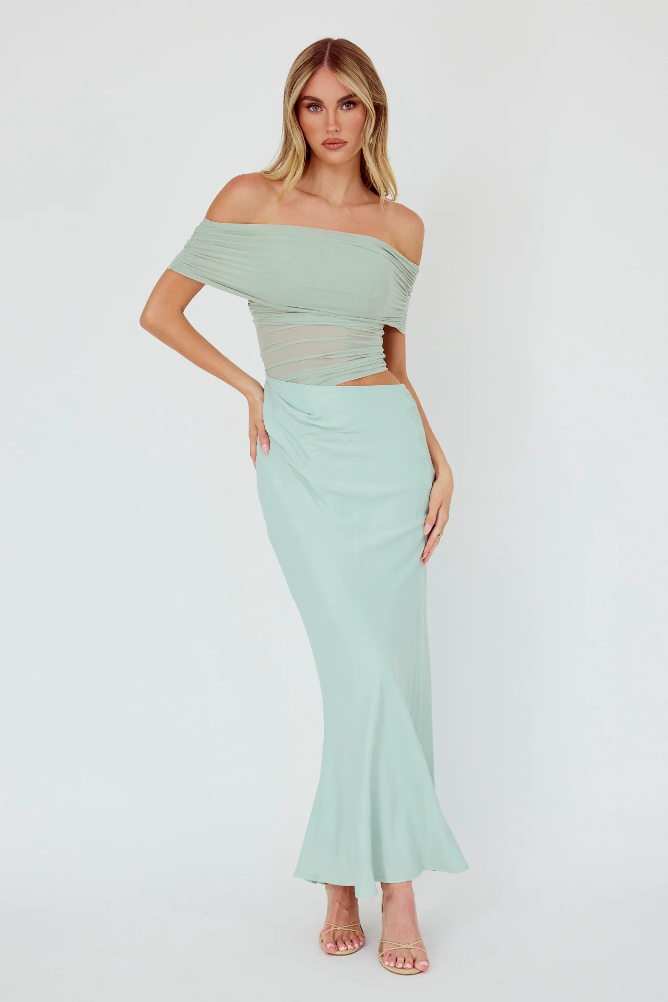 Lorely Off-Shoulder Midi Dress Sage - Sonourner