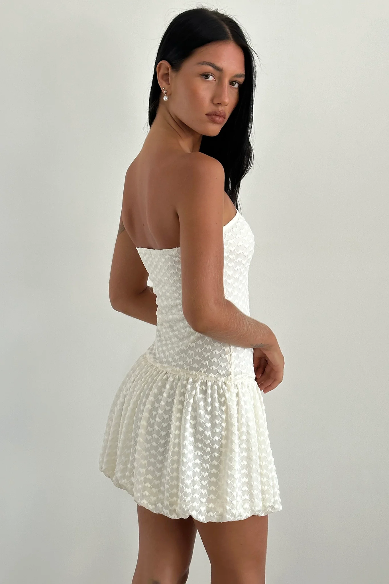 Mistee Bandeau Bubble Hem Mini Dress Lace Ivory - Sonourner