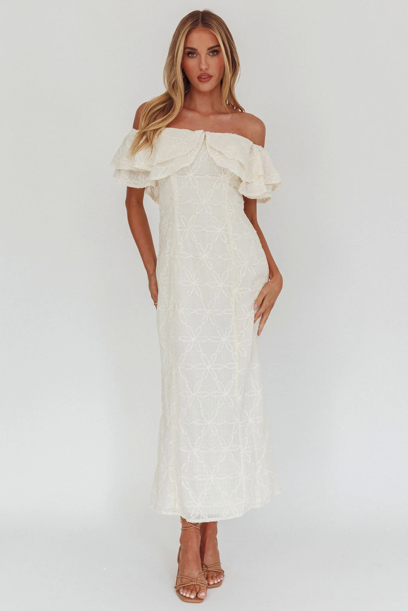 Beauty Within On-Off-Shoulder Maxi Dress Cream - Sonourner