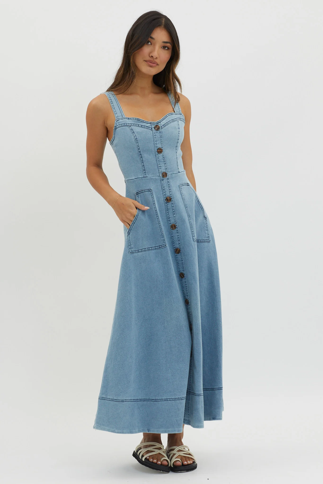 Laureen Pocket Maxi Dress Denim Blue - Sonourner