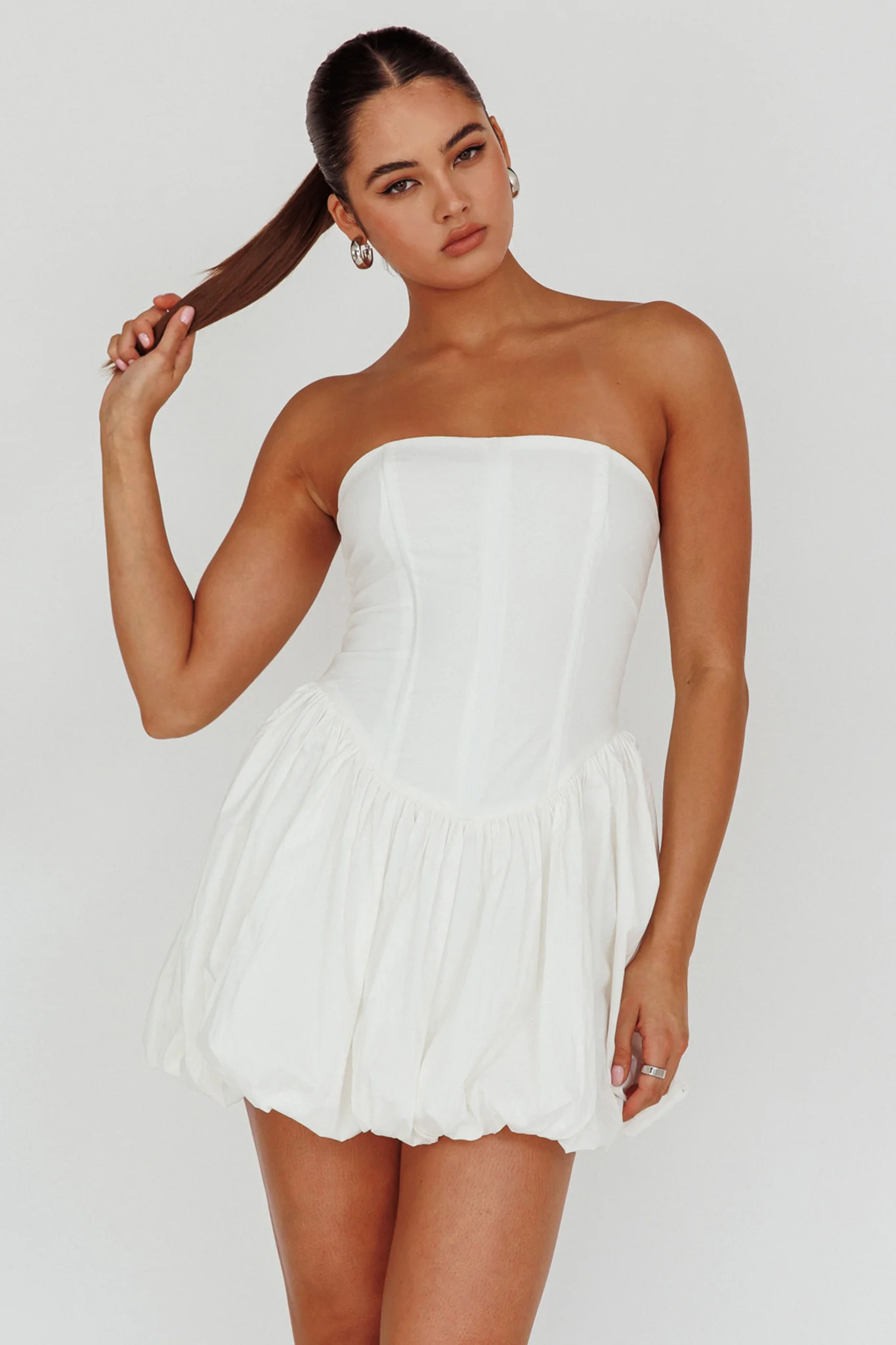 Monti Strapless Bubble Hem Mini Dress White - Sonourner