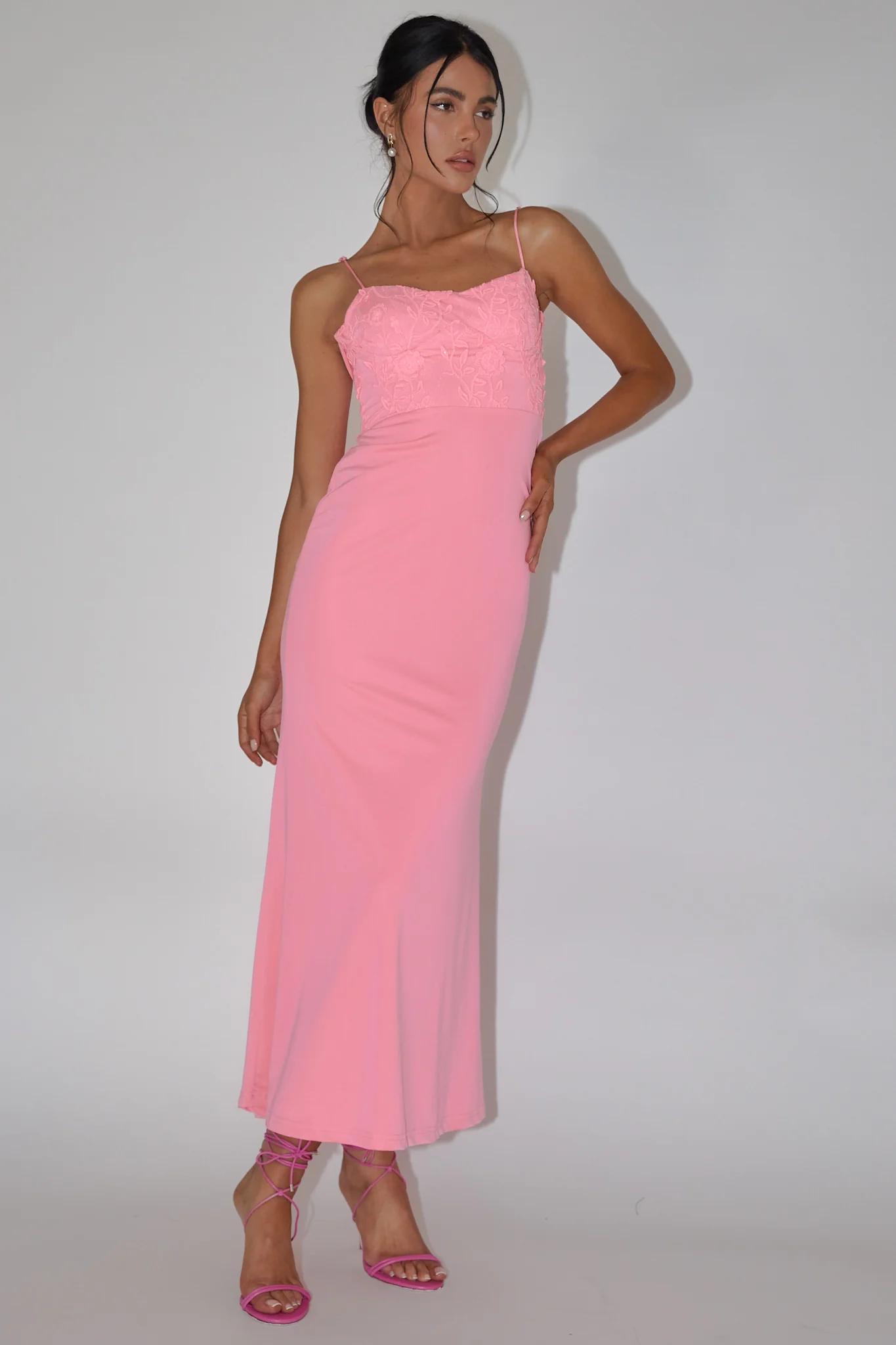 Likita Floral Applique Bodice Maxi Dress Pink - Sonourner