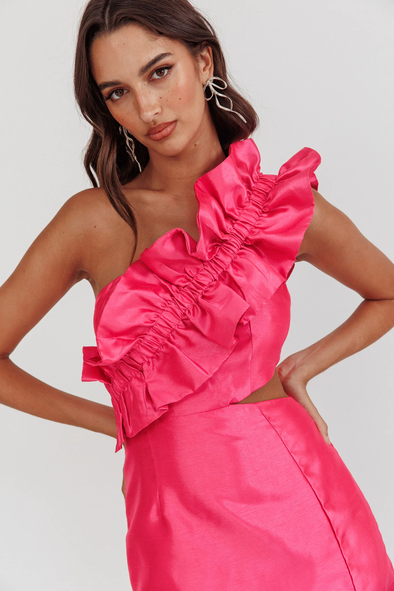 NY Moment Wide Ruffle Shoulder Mini Dress Pink - Sonourner