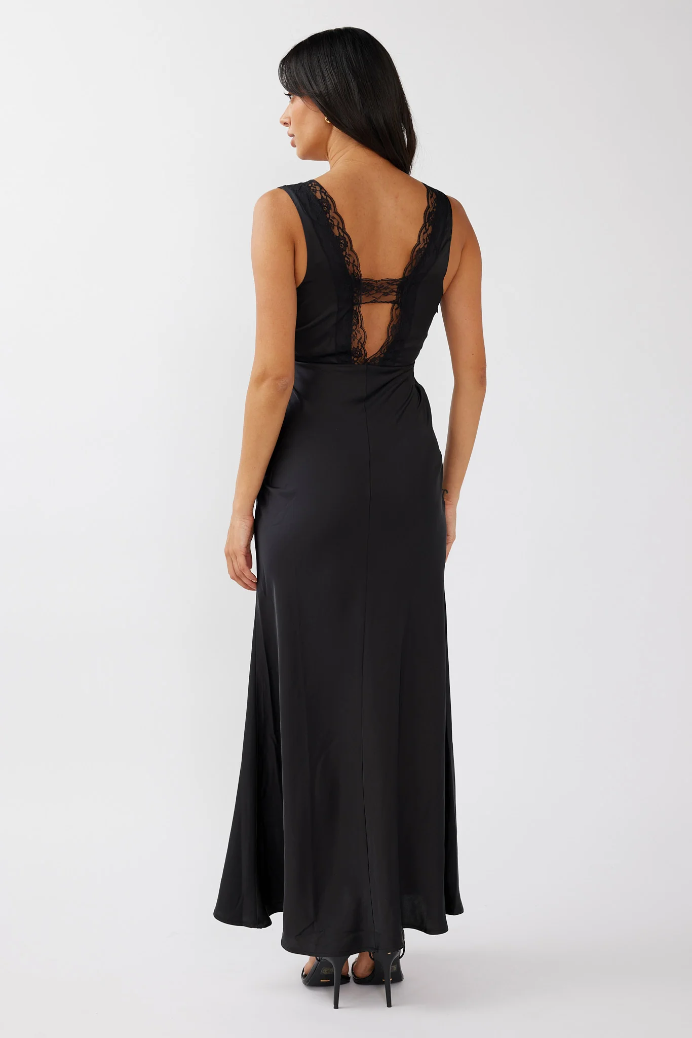 Ivonne Lace Trim V-Neck Maxi Dress Black - Sonourner