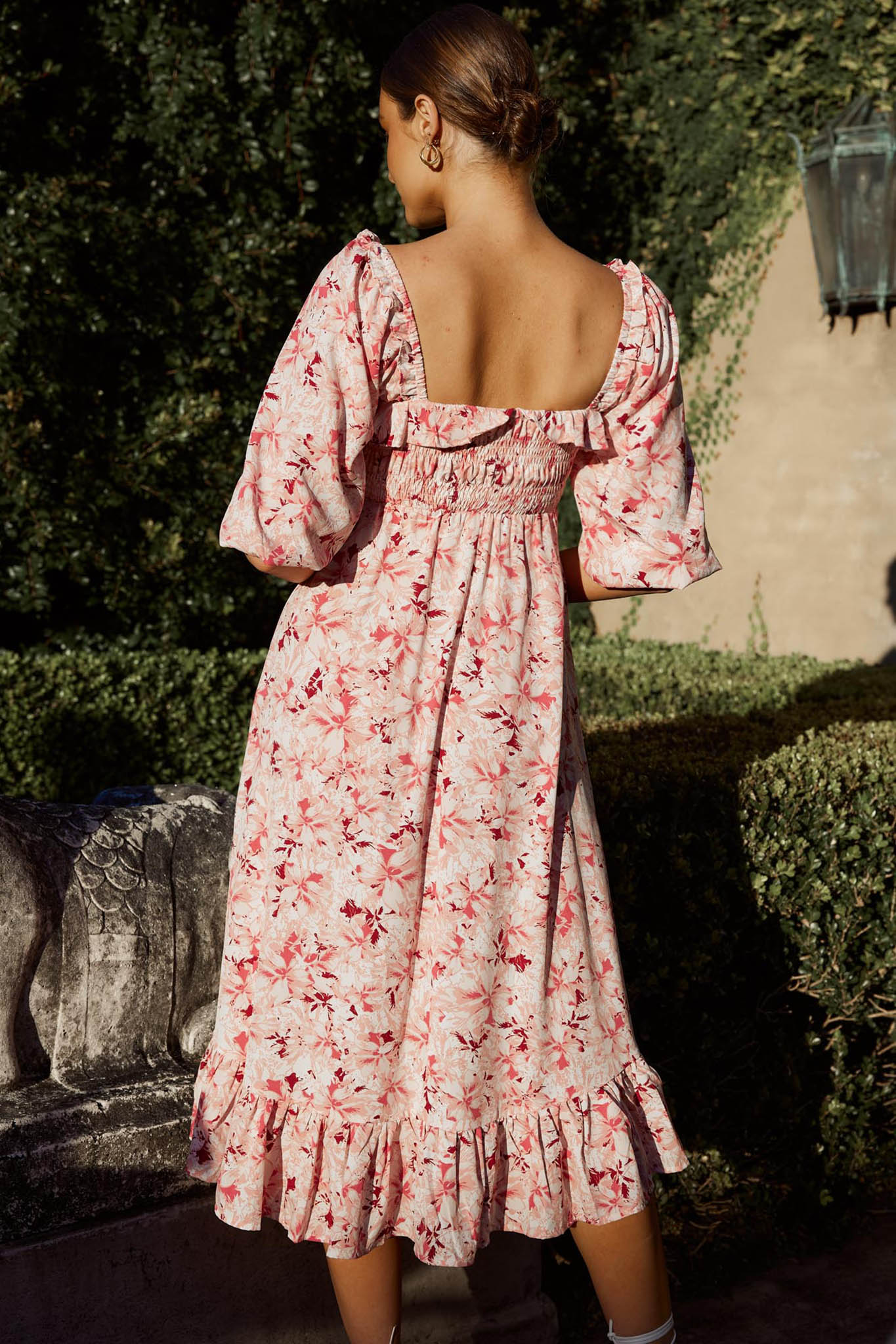 Flynn Balloon Sleeve Shirred Midi Dress Floral Pink - Sonourner